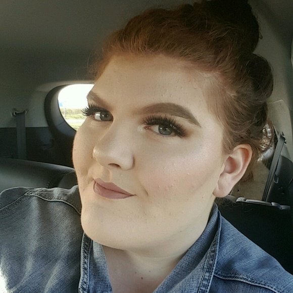 Meet your Posher, Samantha - Picture 1 of 1